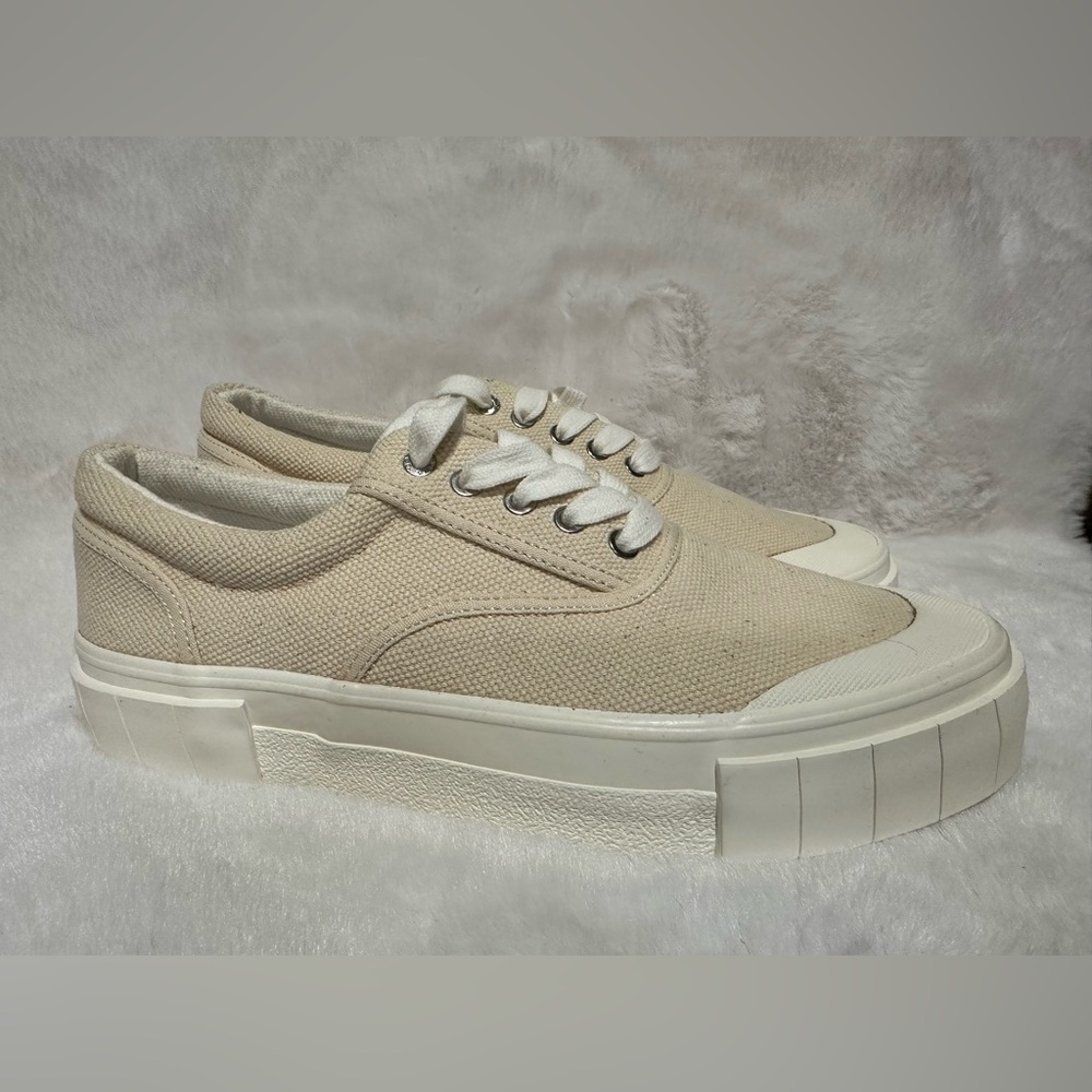 Sneakers Good News